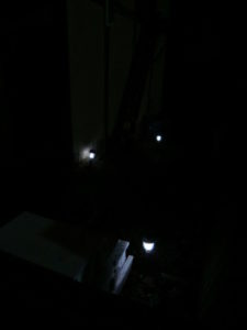 陶芸作業場の灯り