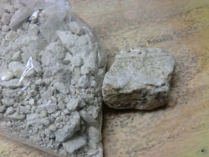 長石の原石、、、