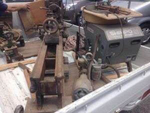 木工機械を運ぶ、、、