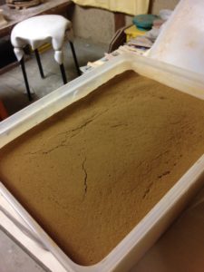 たぶん、、、鉄、、、