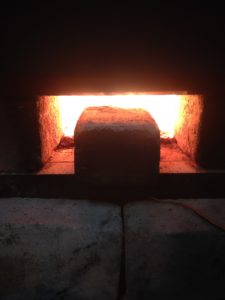 明日は窯出し、、、、