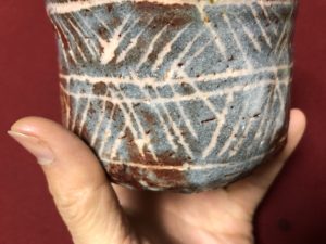 ぼちぼちと材料が棚へ、、、、