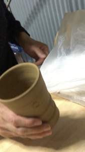 須恵器の円筒埴輪に白化粧、、、、、、、