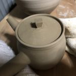 急須のパーツを付けていく、、、、、、