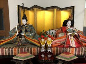 お雛様の準備を、、、、