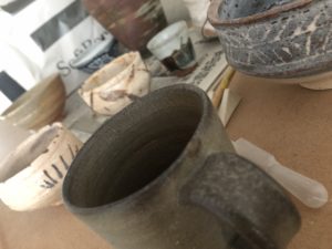 漆の錆研ぎ作業を、、、、